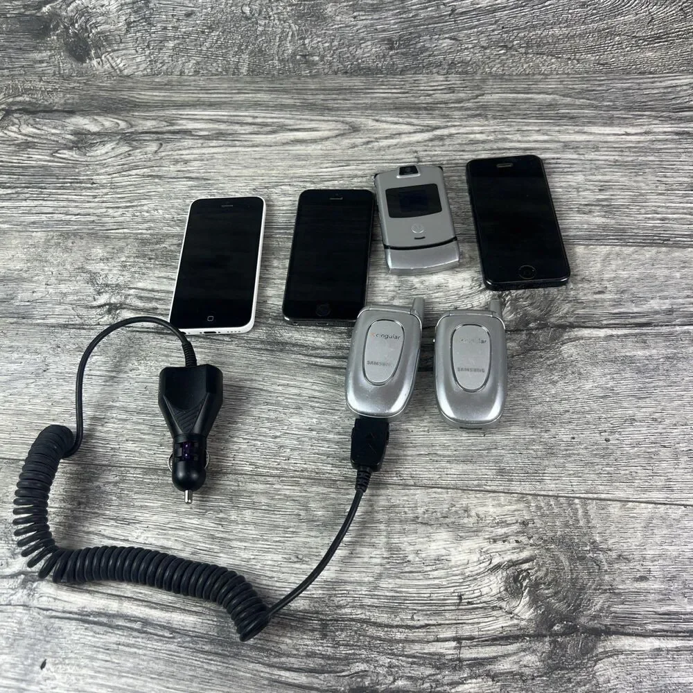 Lot of 6 Various Cell Phones Apple Samsung Motorola UNTESTED AS-IS PARTS REPAIR